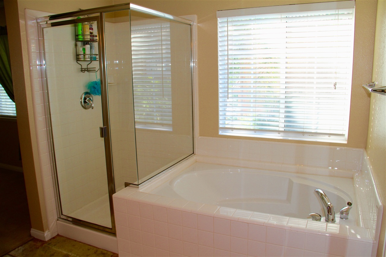 354 Spring Canyon Way Oceanside, CA 92057 - Photo 18 of 24