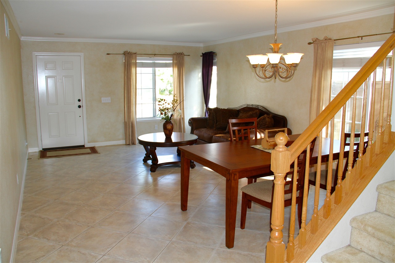 354 Spring Canyon Way Oceanside, CA 92057 - Photo 5 of 24