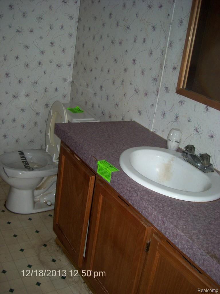 8332 Norman Road Avoca, MI 48006 - Photo 11 of 17 HPIM8111.jpg