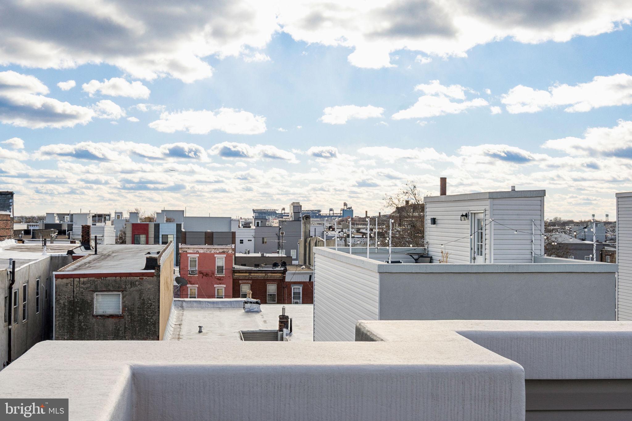 717 Mercy Street Philadelphia, PA 19148 - Photo 37 of 48 a view of a terrace