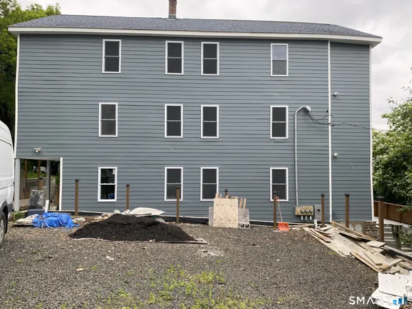 $2,800 | 218 Charles Street, Waterbury, CT 06708