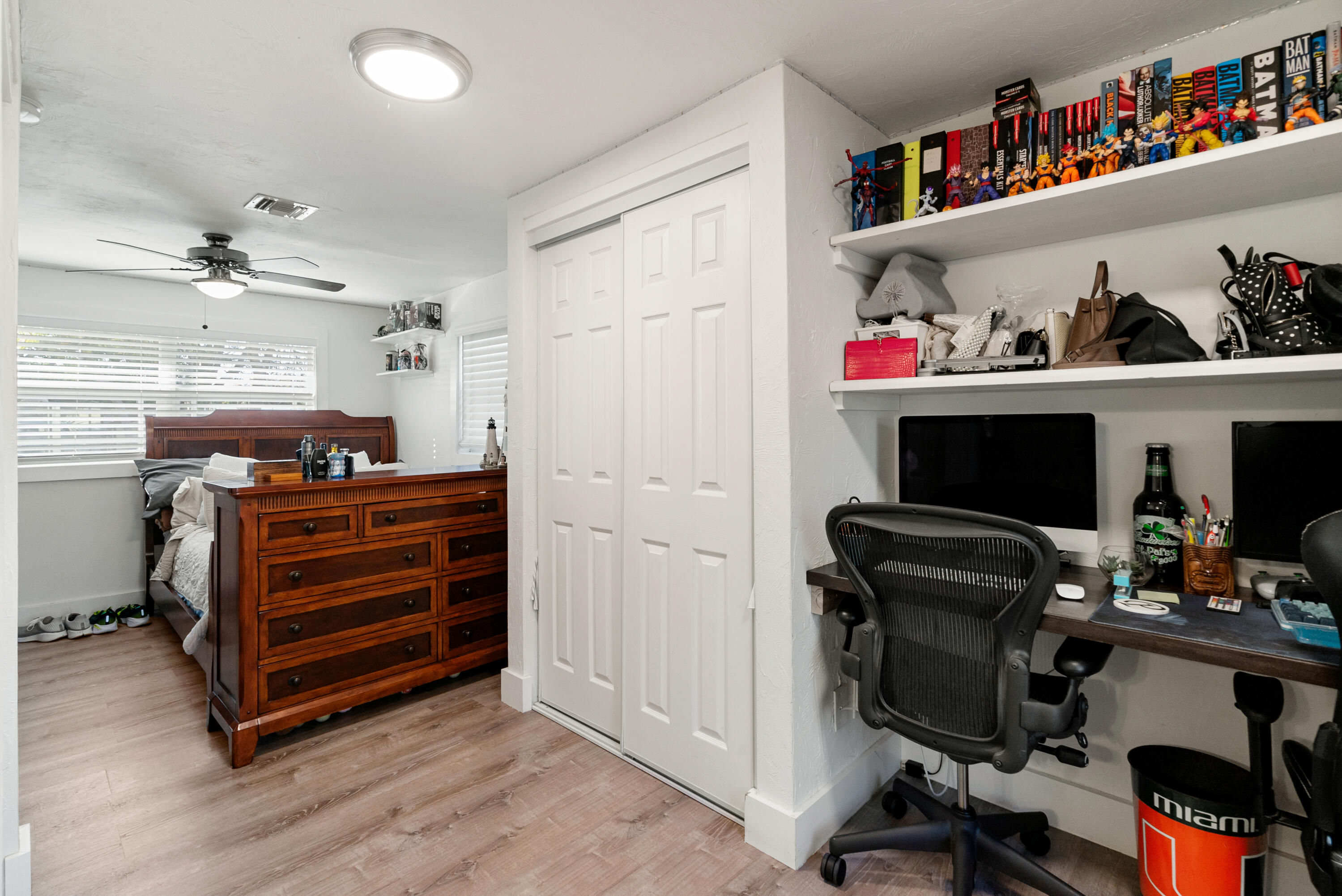 40 Orange Drive Key Largo, FL 33037 - Photo 10 of 30 Primary bedroom with ensuite