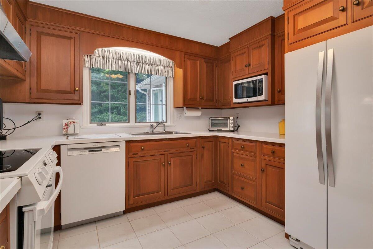 1 Riddle Hill Road Falmouth, MA 02540 - Photo 22 of 54 24-1Rid-124