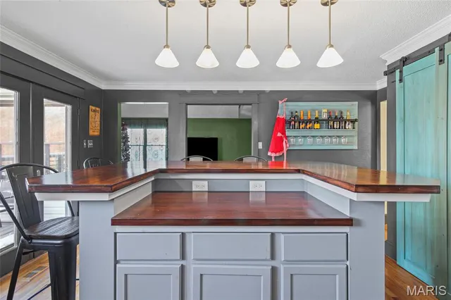 $479,000 | 6115 Terri Lynn Drive, St. Louis, MO 63123