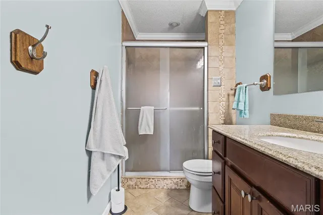 $479,000 | 6115 Terri Lynn Drive, St. Louis, MO 63123