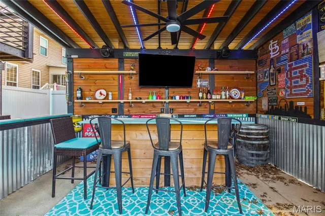 $479,000 | 6115 Terri Lynn Drive, St. Louis, MO 63123