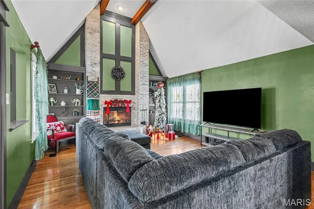 $479,000 | 6115 Terri Lynn Drive, St. Louis, MO 63123