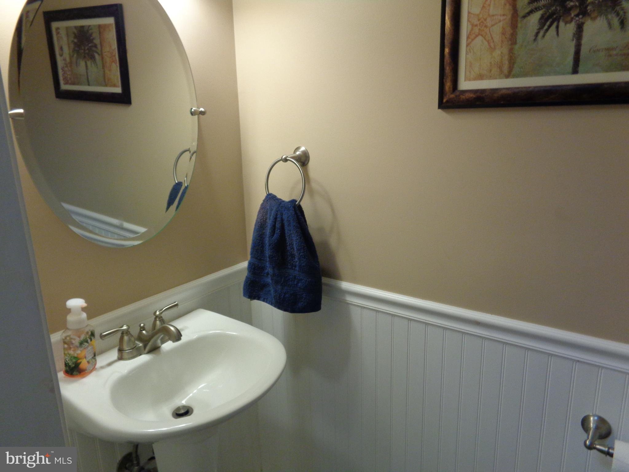1319 Waterview Way Baltimore, MD 21221 - Photo 8 of 26 Main level powder room