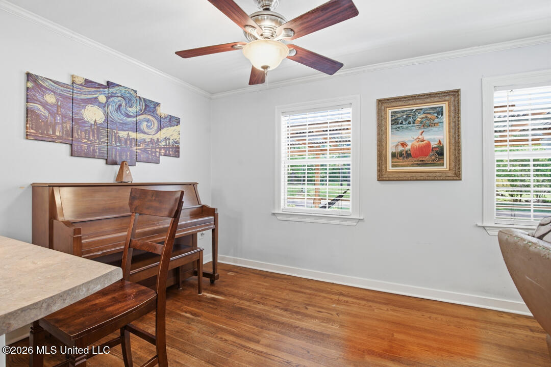 285 Magnolia Drive Raleigh, MS 39153 - Photo 16 of 34 Breakfast Area