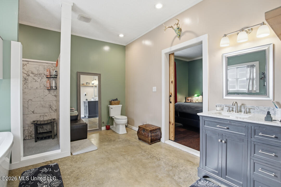 285 Magnolia Drive Raleigh, MS 39153 - Photo 20 of 34 Master Bath View 1