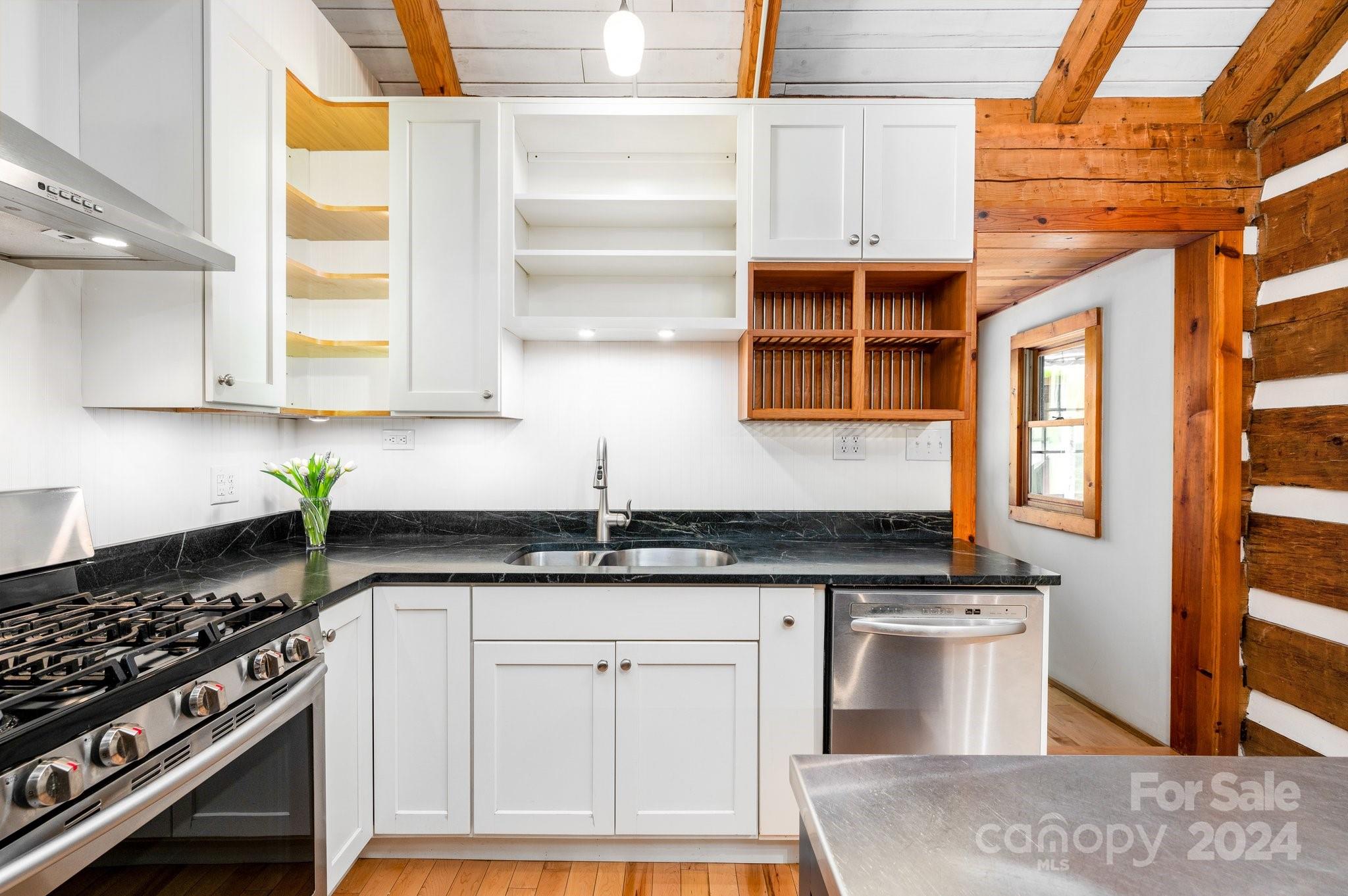 737 Rolling Ridge Loop Burnsville, NC 28714 - Photo 26 of 43 Gallery Image 26