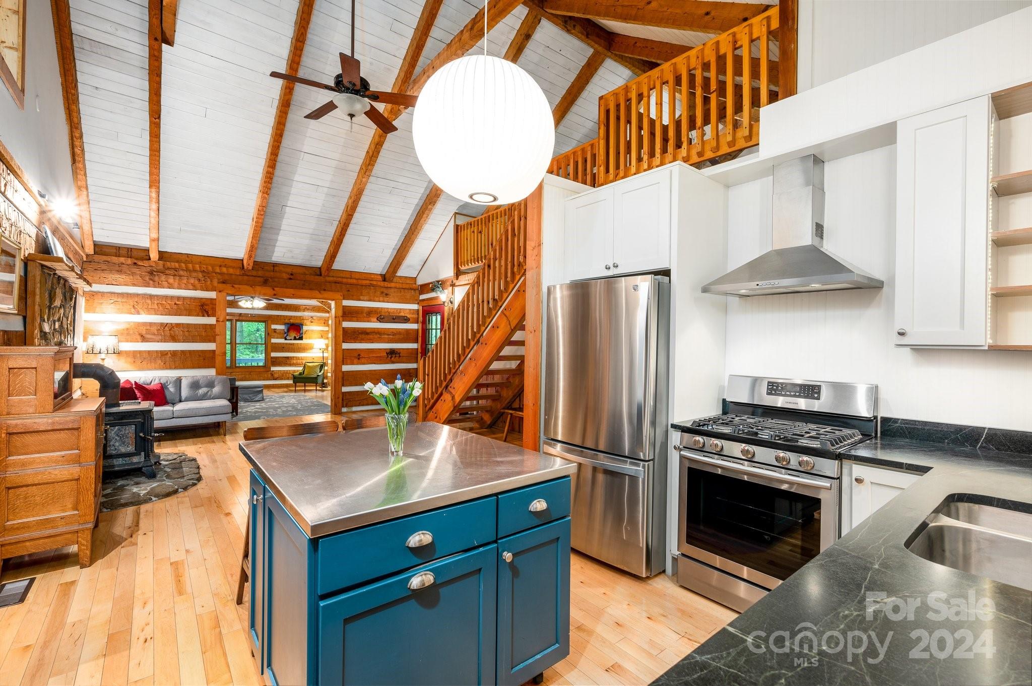 737 Rolling Ridge Loop Burnsville, NC 28714 - Photo 27 of 43 Gallery Image 27