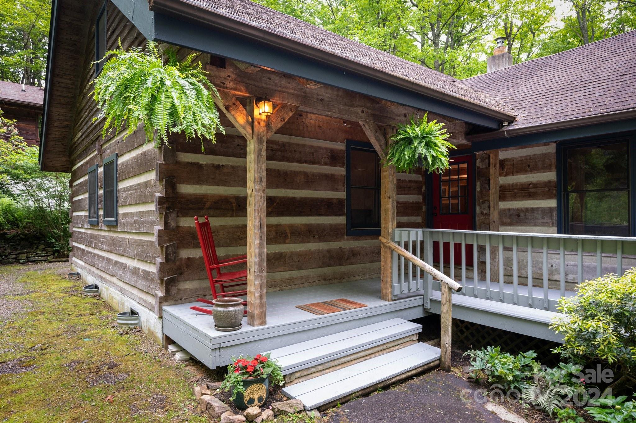 737 Rolling Ridge Loop Burnsville, NC 28714 - Photo 3 of 43 Gallery Image 3