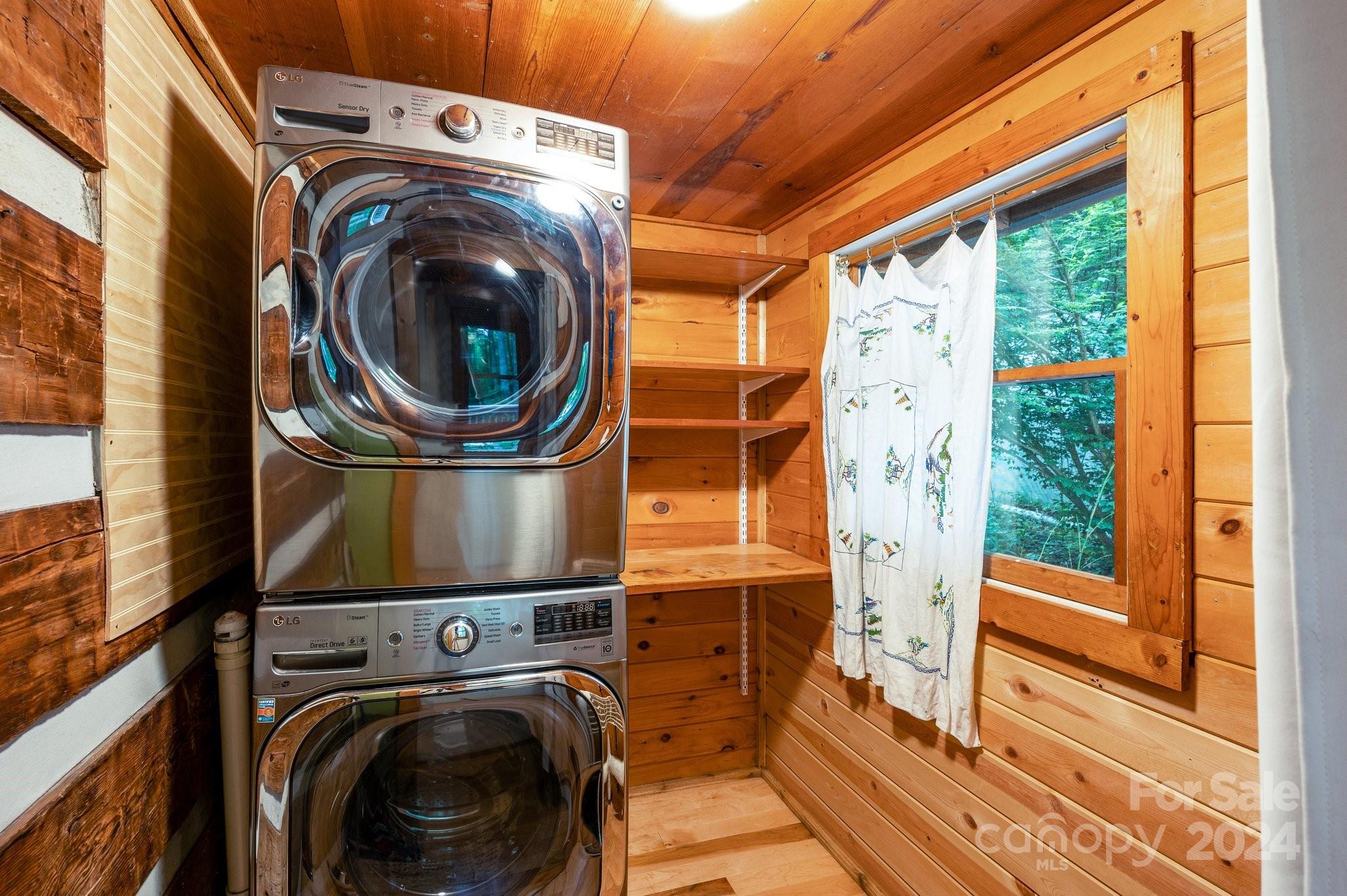 737 Rolling Ridge Loop Burnsville, NC 28714 - Photo 36 of 43 Gallery Image 36