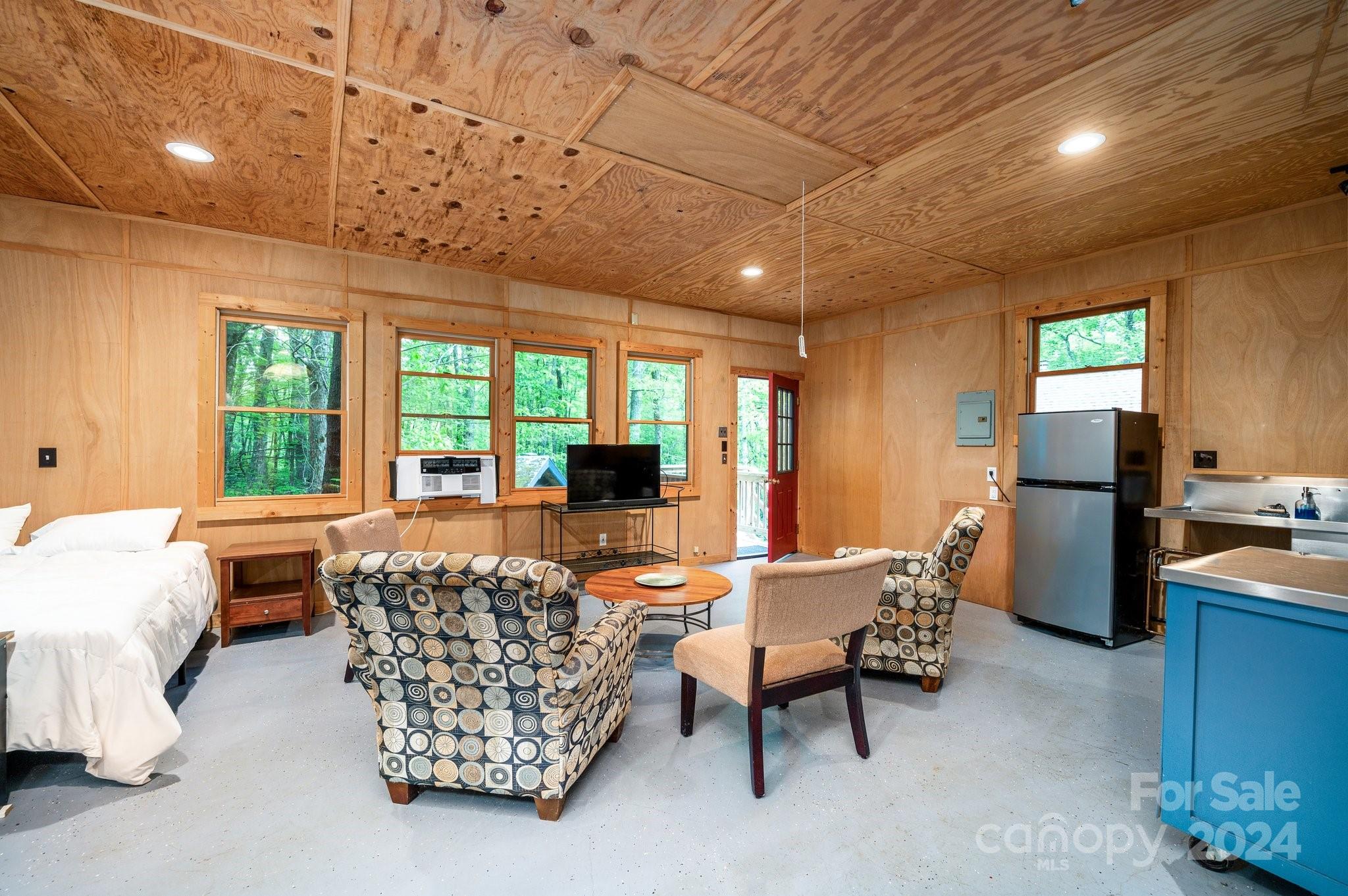 737 Rolling Ridge Loop Burnsville, NC 28714 - Photo 39 of 43 Gallery Image 39