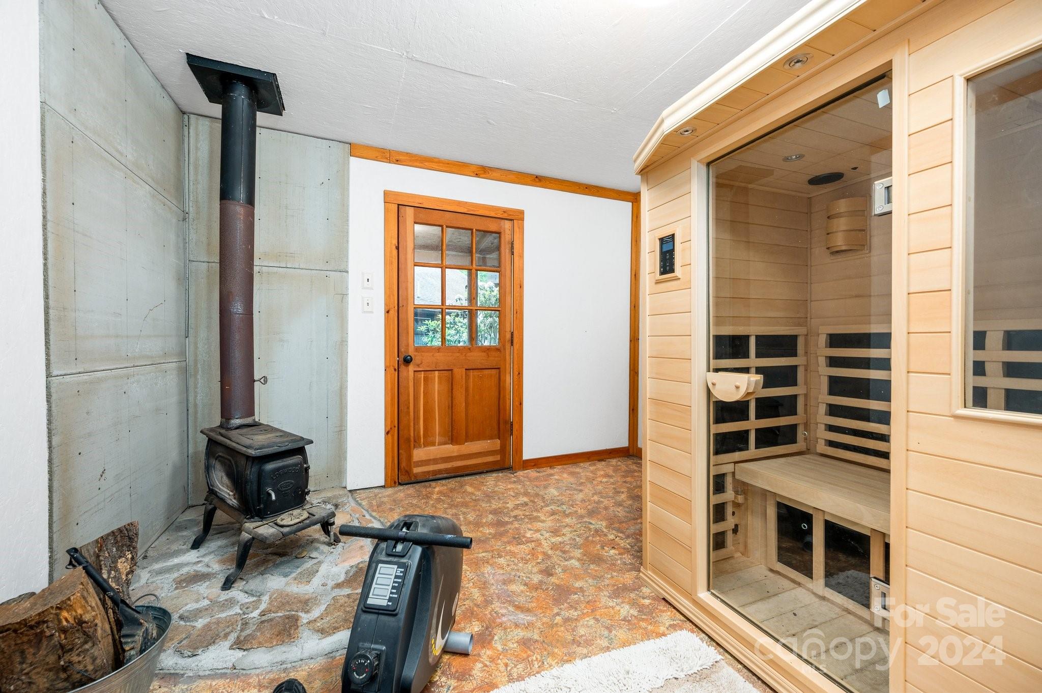 737 Rolling Ridge Loop Burnsville, NC 28714 - Photo 10 of 43 Gallery Image 10