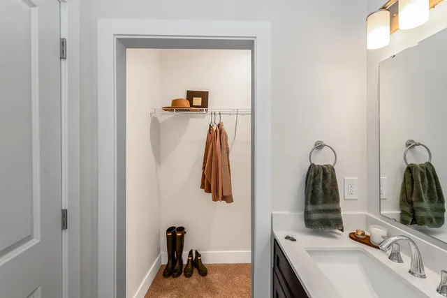 $1,500 | 320 Chapel Drive, Lafayette, IN 47909