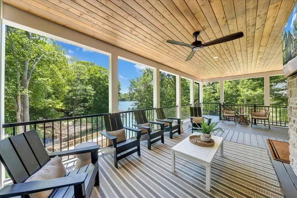 $1,850,000 | 212 Driftwood Court, Moneta, VA 24121