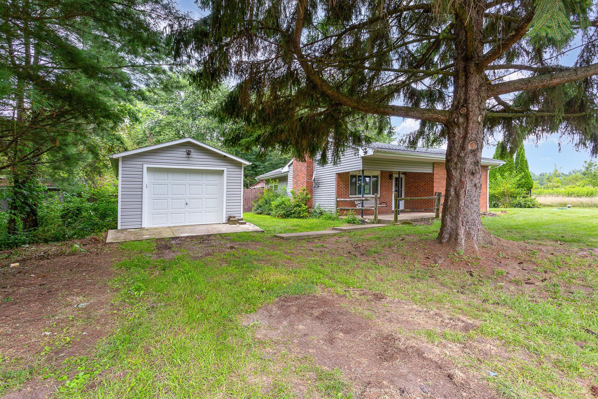 5552 Summit Road Southwest Pataskala, OH 43062 - Photo 4 of 34 002_8l9a7234-edit_696