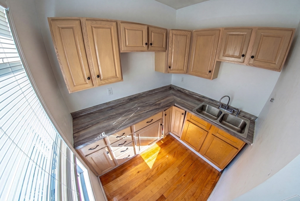 49 Granite Street Worcester, MA 01604 - Photo 7 of 19