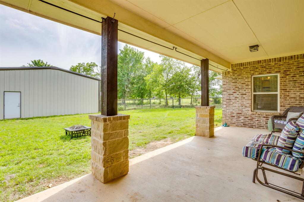 739 County Road 3696 Springtown, TX 76082 - Photo 31 of 39