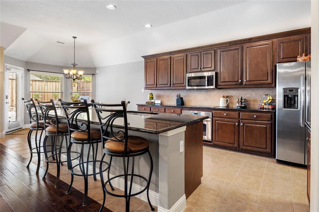 9748 Crown Ridge Drive Frisco, TX 75035 - Photo 12 of 40
