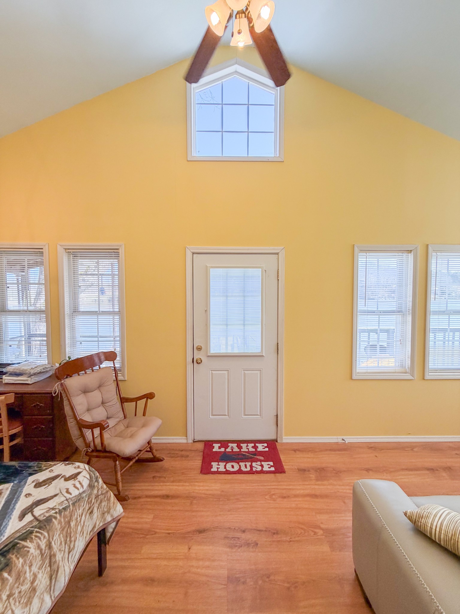 2701 Clear Creek Road Pulaski, TN 38478 - Photo 25 of 42 a living room with furniture and a window