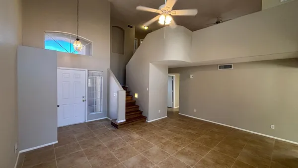 $2,695 | 17426 North 47th Street, Phoenix, AZ 85032