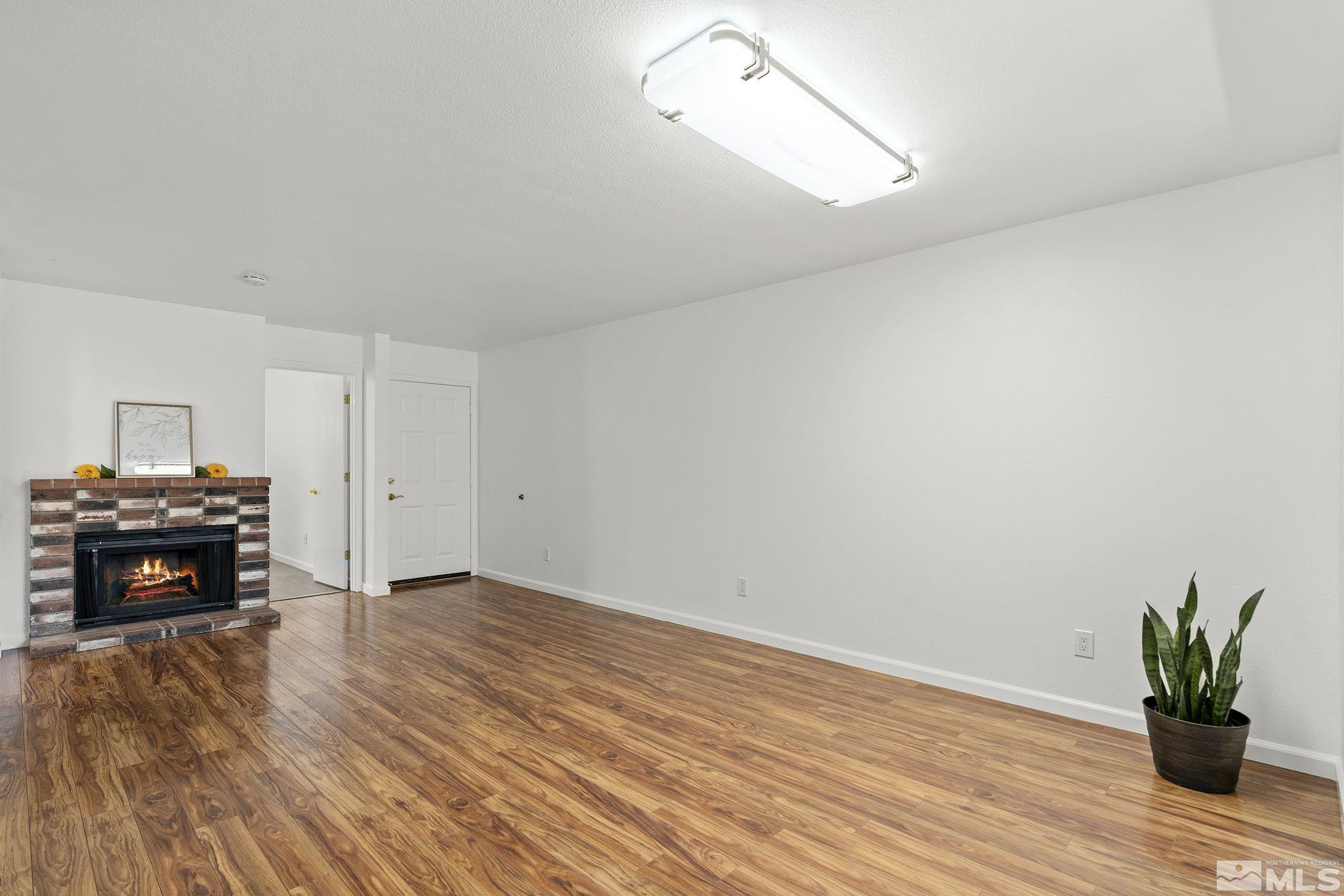 4570 Matich Drive Reno, NV 89502 - Photo 5 of 25 Photo 5