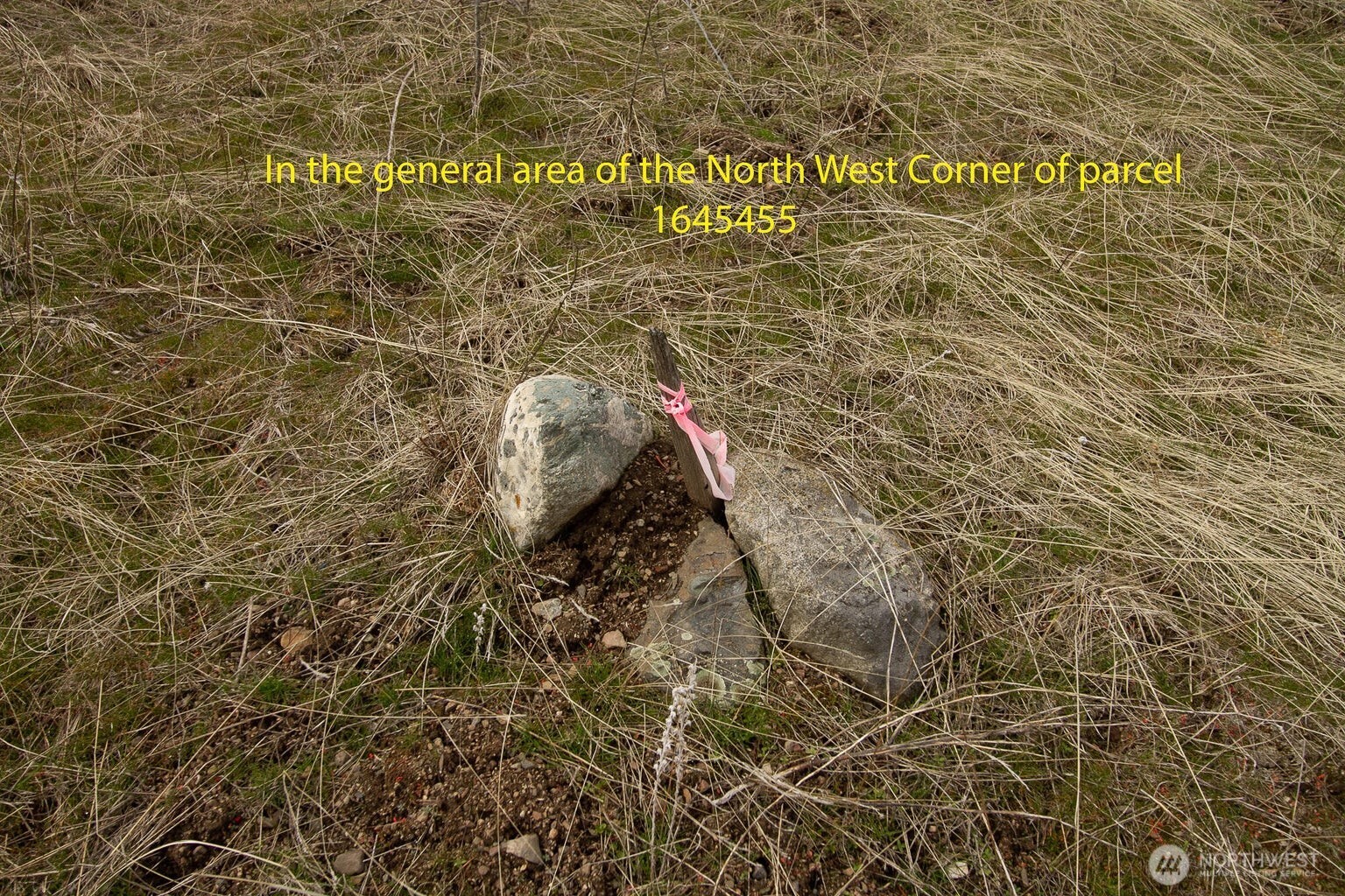 3-xx Addy-Gifford Road Gifford, WA 99131 - Photo 9 of 32 a bathroom with a shower