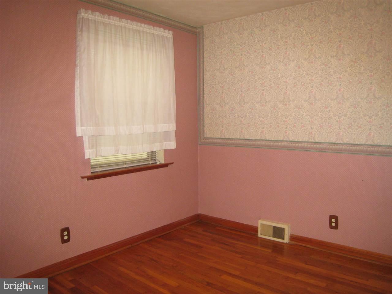 2315 Derry Road York, PA 17408 - Photo 8 of 22 Gallery Image 8