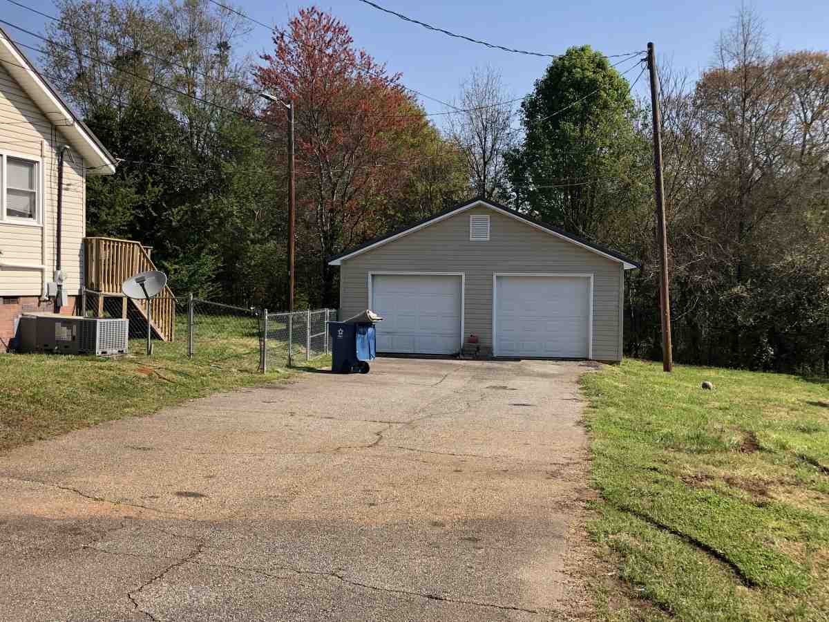 3 South Howard Street Inman, SC 29349 - Photo 18 of 20