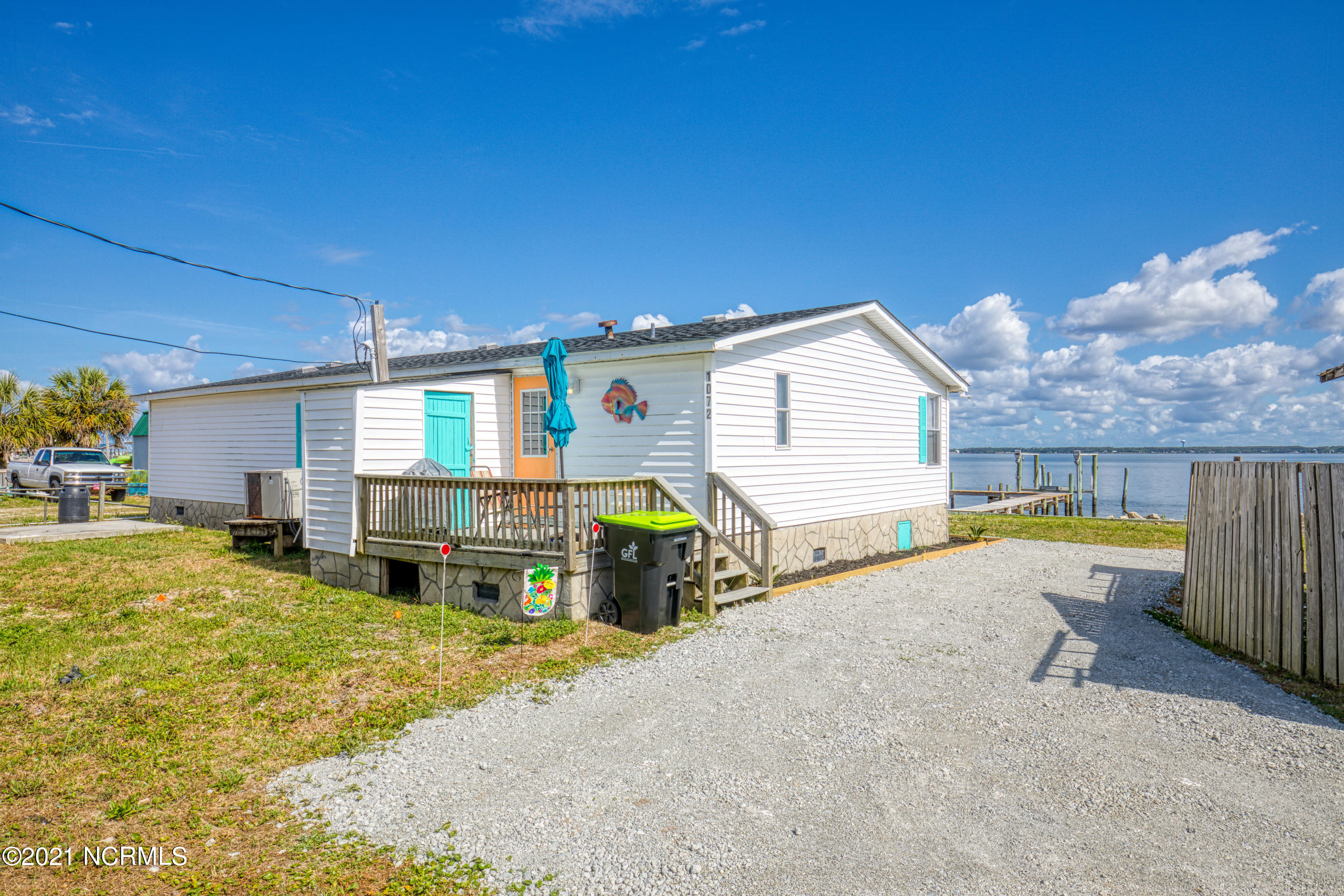 1072 Salter Path Road Atlantic Beach, NC 28512 - Photo 1 of 50 1072 Salter path - Interiors 1111_6