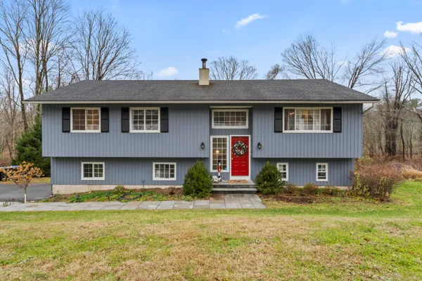 $790,000 | 151 North Street, Ridgefield, CT 06877