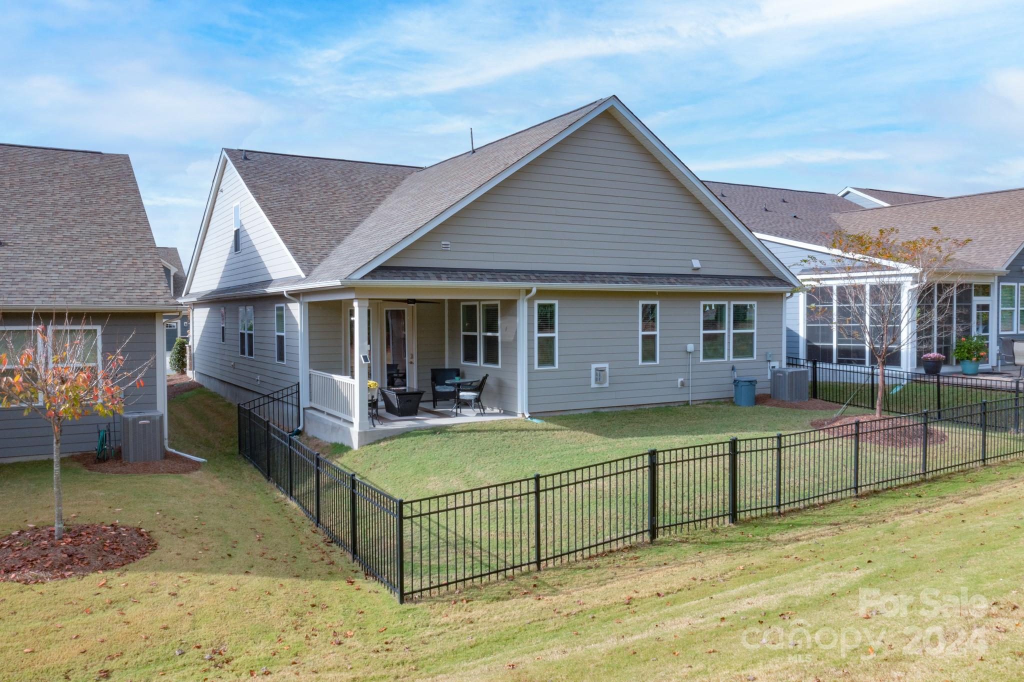 1501 Liberty Row Drive Fort Mill, SC 29708 - Photo 32 of 39 Gallery Image 32