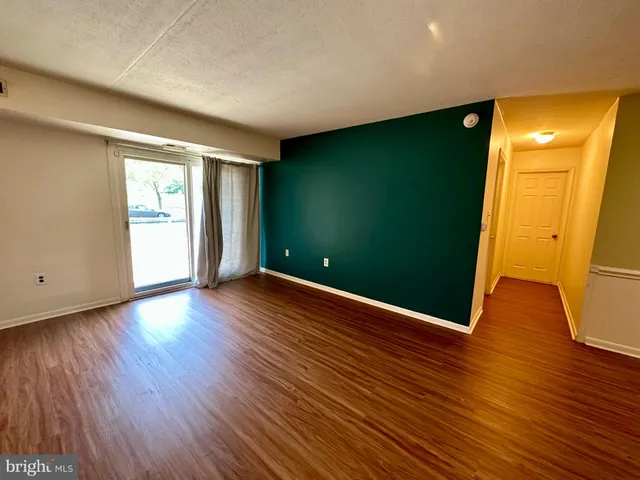 $1,300 | 1 Dover Hall, Dover, DE 19904