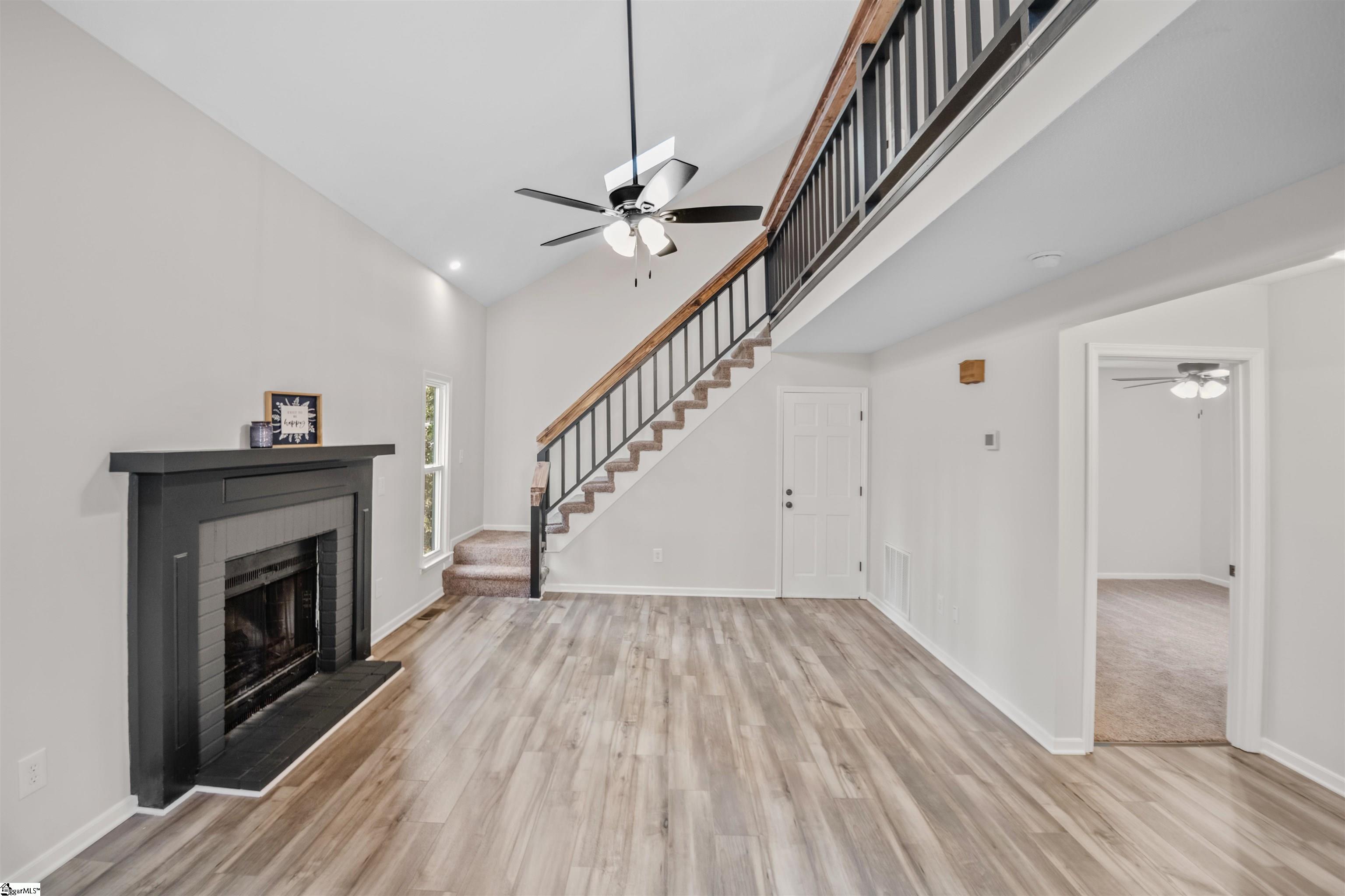 137 Lakeshore Drive Easley, SC 29642 - Photo 15 of 37