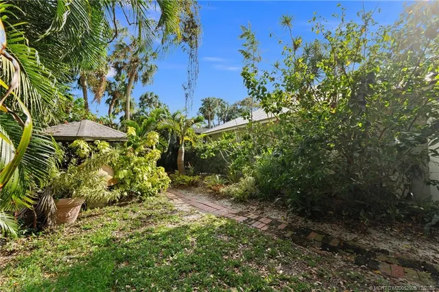 $1,250,000 | 20 Banyan Road, Stuart, FL 34996