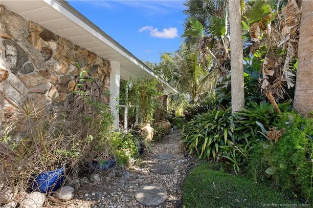 $1,250,000 | 20 Banyan Road, Stuart, FL 34996