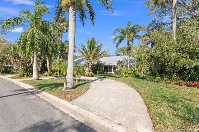 $1,250,000 | 20 Banyan Road, Stuart, FL 34996