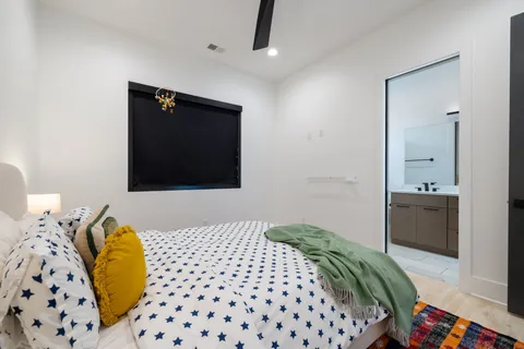 $3,150,000 | 4502 Granny White Pike, Unit 2, Nashville, TN 37204