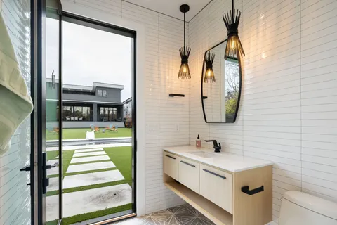 $3,150,000 | 4502 Granny White Pike, Unit 2, Nashville, TN 37204