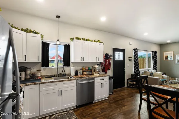 $850,000 | 74 Omaha Way, Sagle, ID 83860