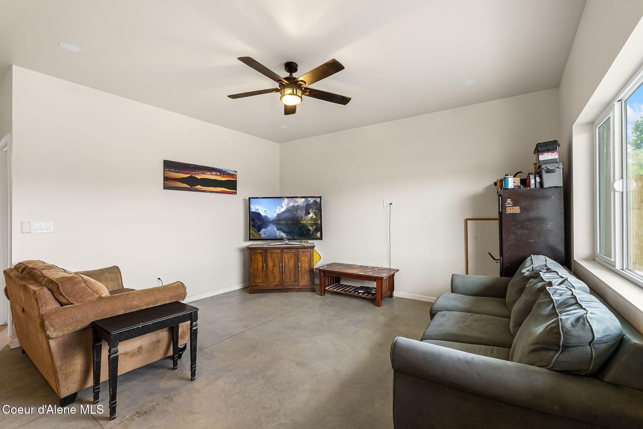 74 Omaha Way Sagle, ID 83860 - Photo 22 of 42 7_DSC05255
