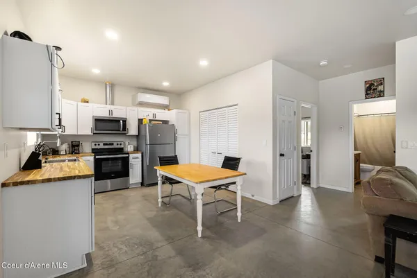 $850,000 | 74 Omaha Way, Sagle, ID 83860