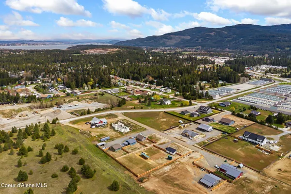 $850,000 | 74 Omaha Way, Sagle, ID 83860