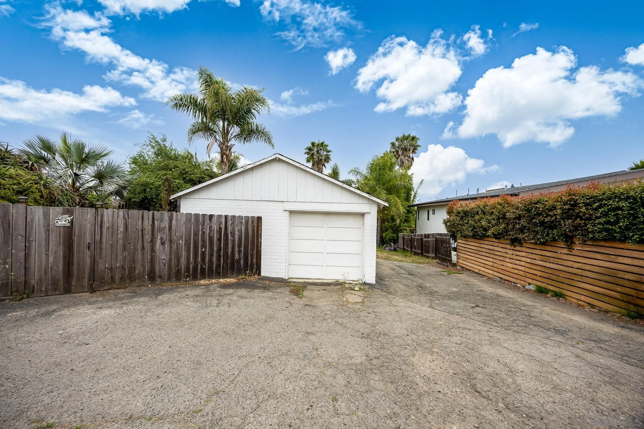 890 Capri Road Encinitas, CA 92024 - Photo 42 of 43 a view of a house with a yard
