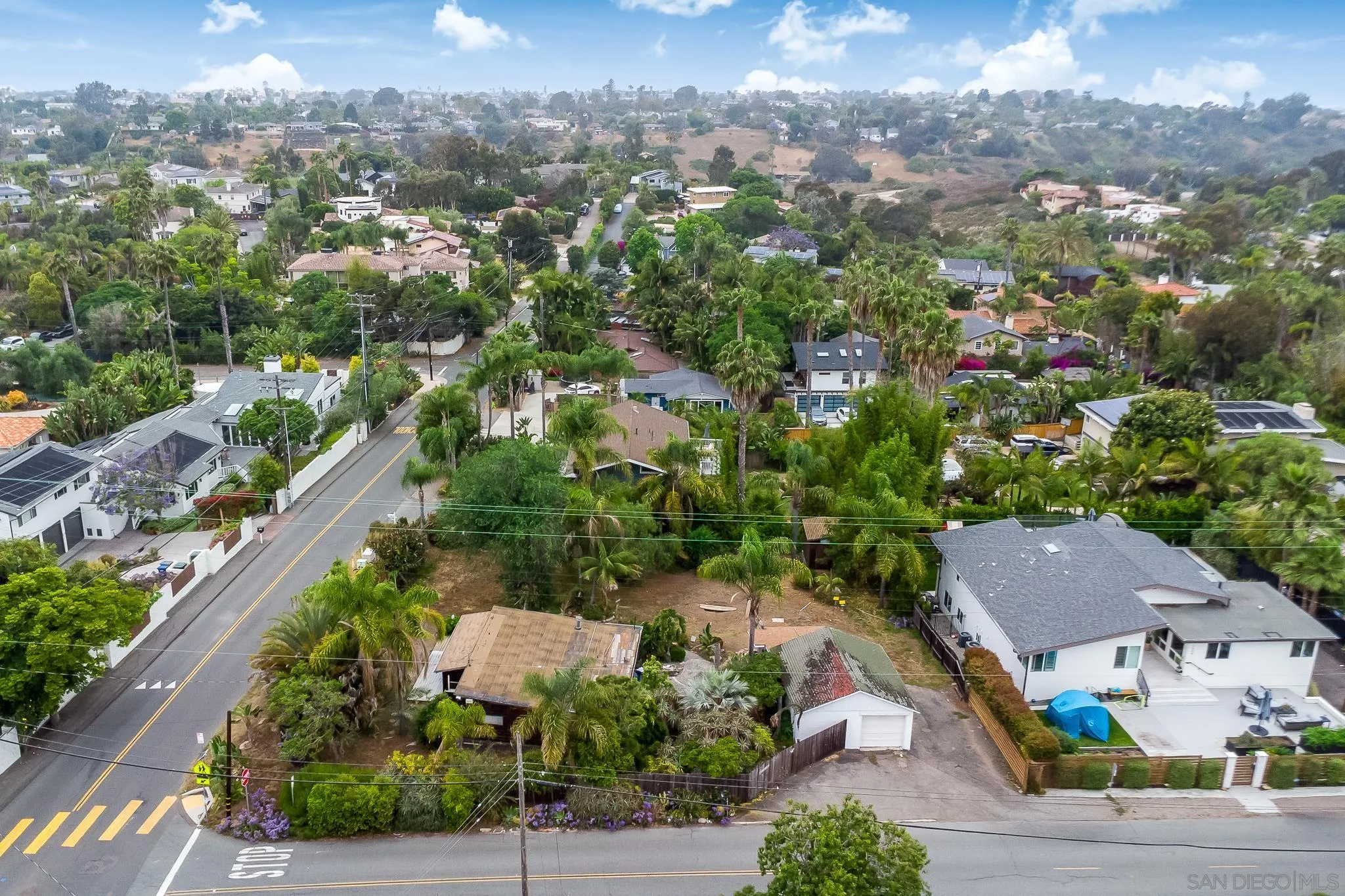 890 Capri Road Encinitas, CA 92024 - Photo 9 of 43 an aerial view of multiple house