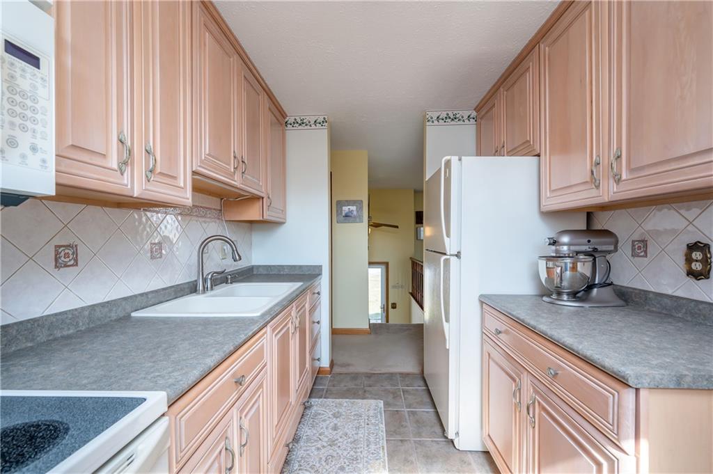 119 Crosslands Road Butler, PA 16002 - Photo 11 of 25