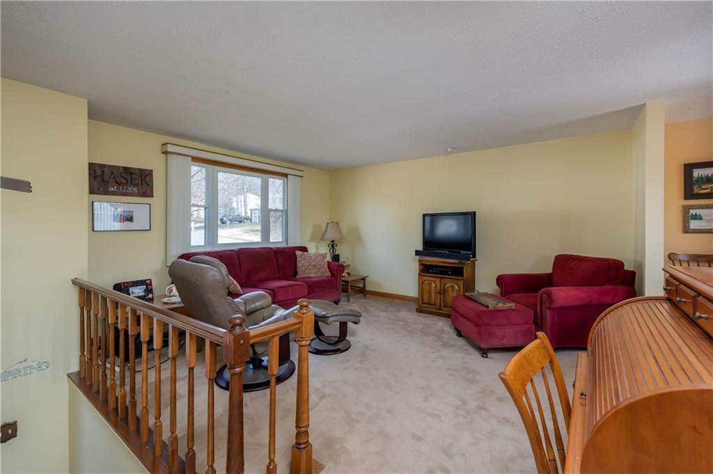 119 Crosslands Road Butler, PA 16002 - Photo 5 of 25